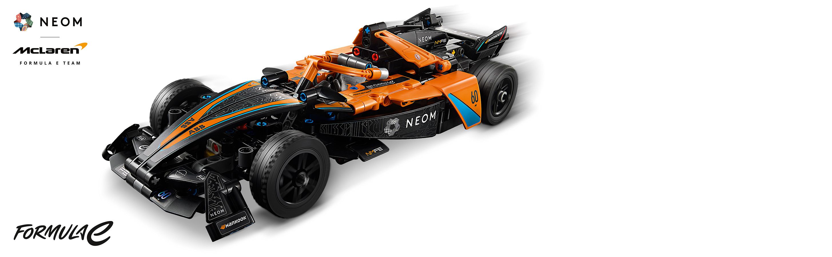 Představte si, že závodíte s týmem McLaren
